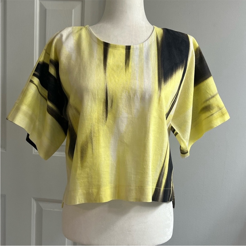 DKNY Yellow/Black Boxy Crop Size S